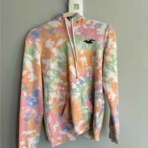 Hollister tye dye hoodie in a women’s small